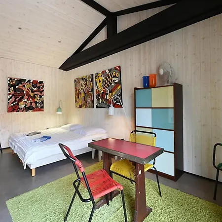 Дом отдыха Maison Spacieuse Ile De Re Avec Piscine Et Parking Prive - Fr-1-434-118