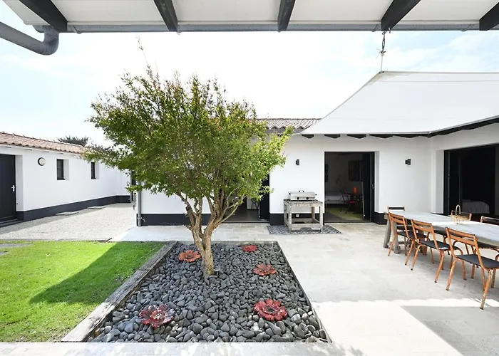 Maison Spacieuse Ile De Ré Avec Piscine Et Parking Privé - Fr-1-434-118